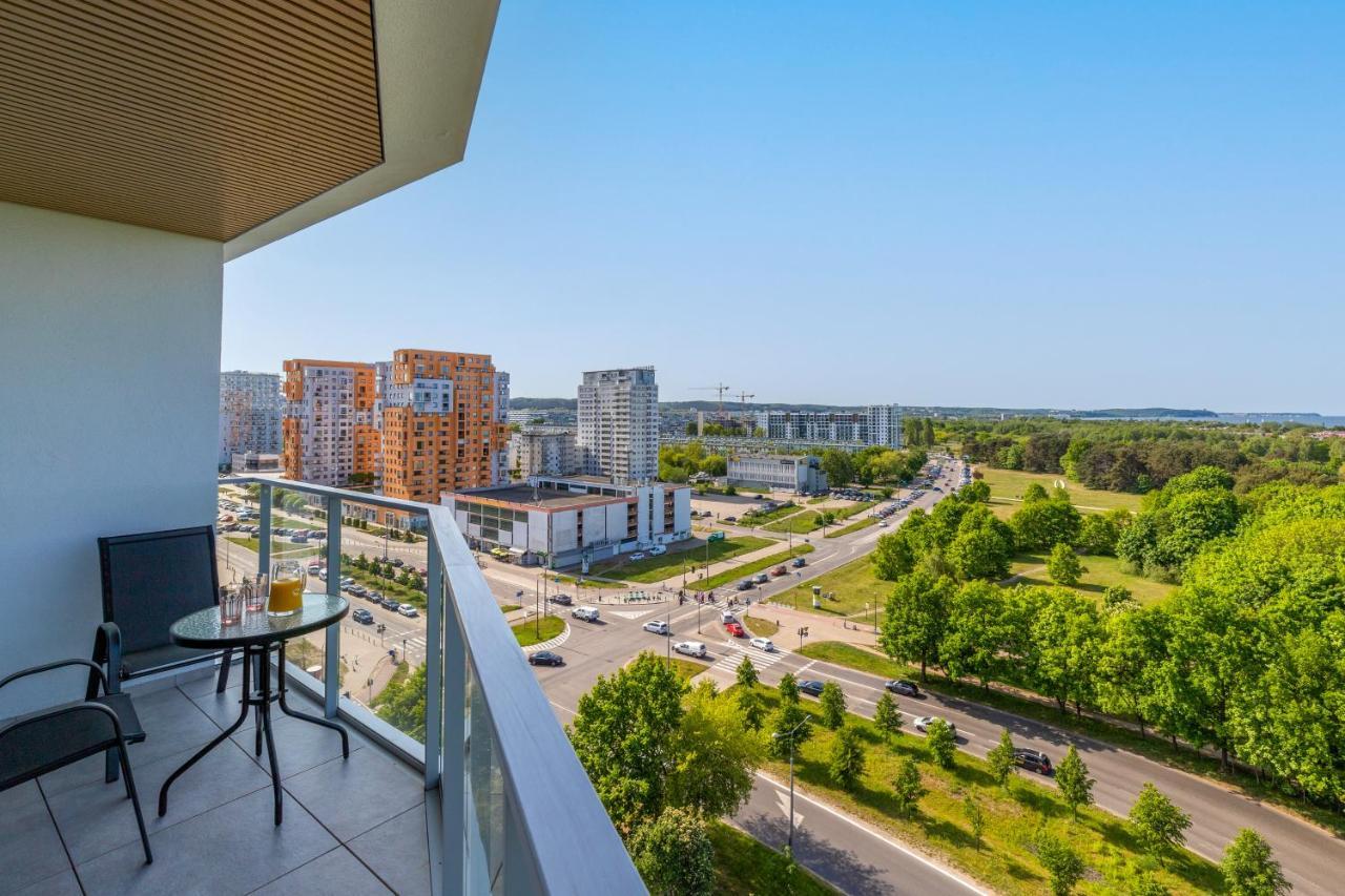 Tarasy Baltyku Apartments & Parking & Balcony By Noclegi Renters กดัญสก์ ภายนอก รูปภาพ